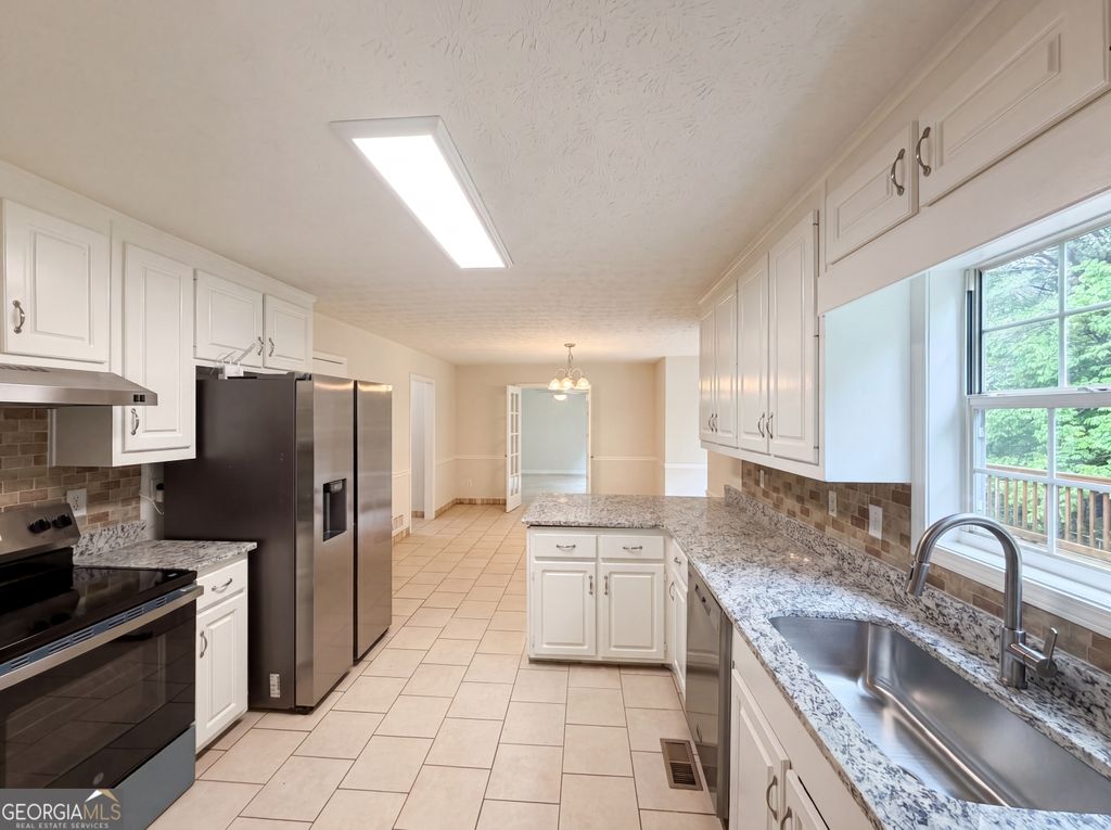 Photo of 1555 Rose Pointe Drive, Loganville, GA 30052 (MLS # 10753976)