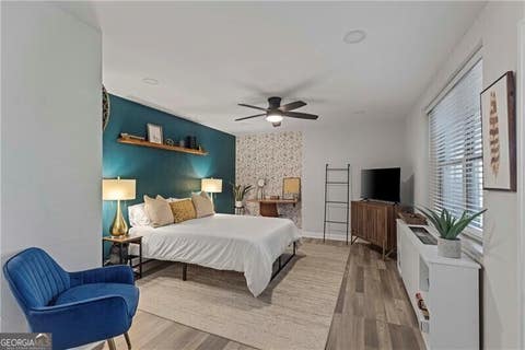 Photo of 300 W Peachtree Street NE #3M, Atlanta, GA 30308 (MLS # 10809581)