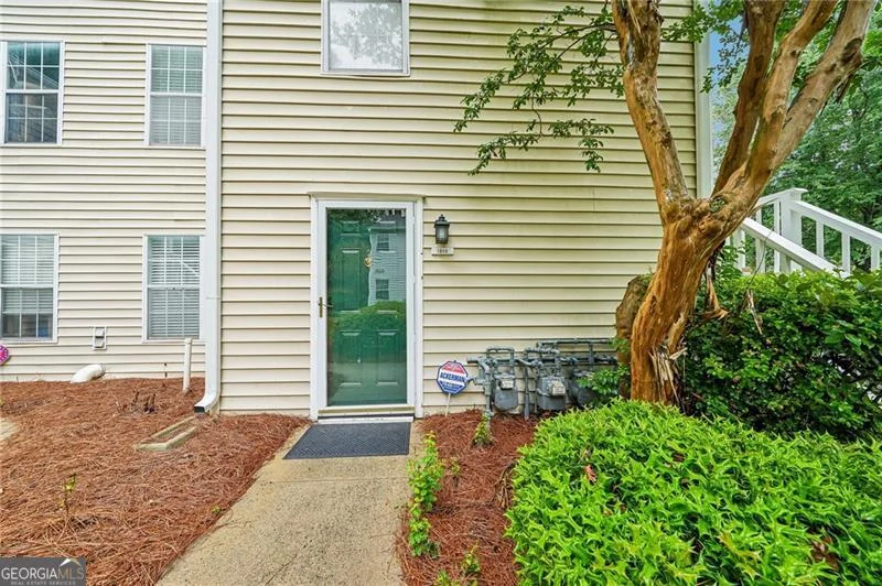 1212 Glenleaf Drive