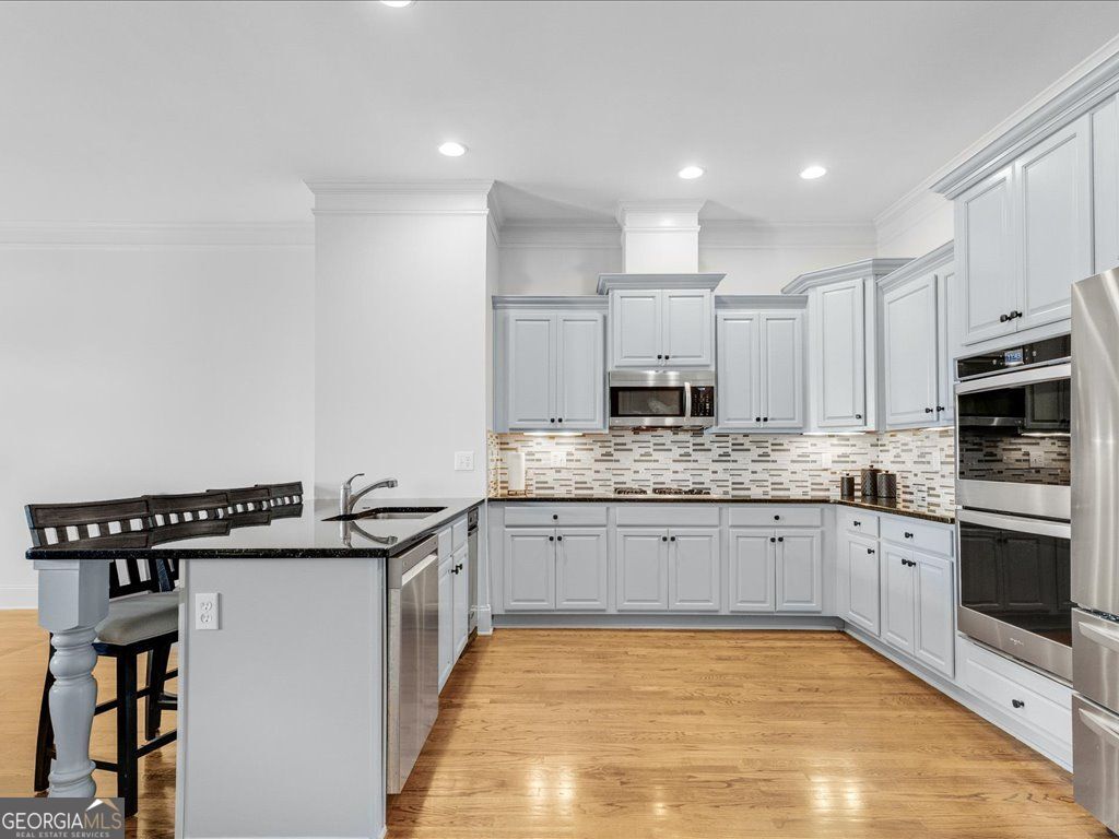 Roswell, Georgia 30076, United States, 4 Bedrooms Bedrooms, ,4 BathroomsBathrooms,Residential,Active,223435