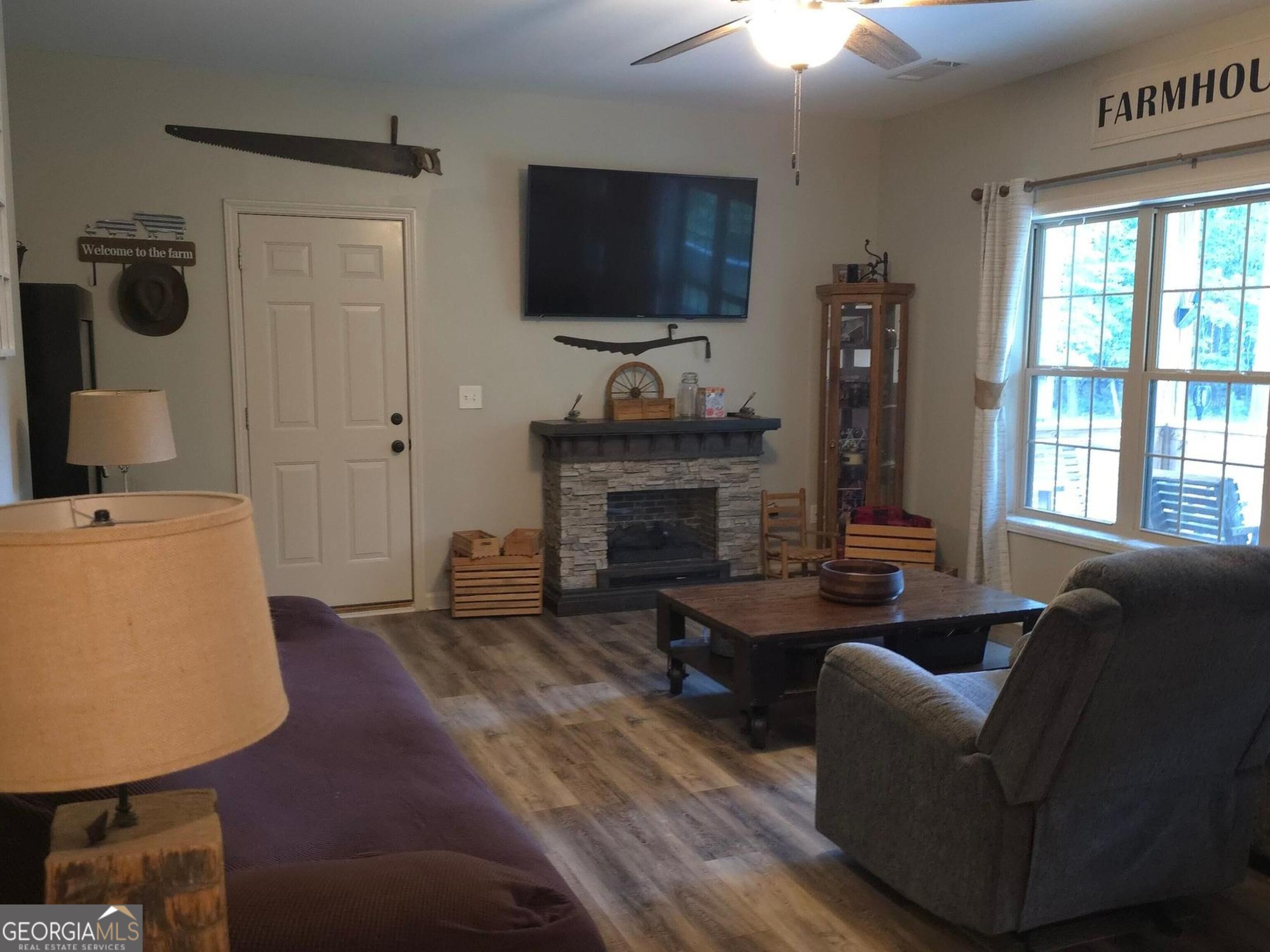 363 Griffin RD NW