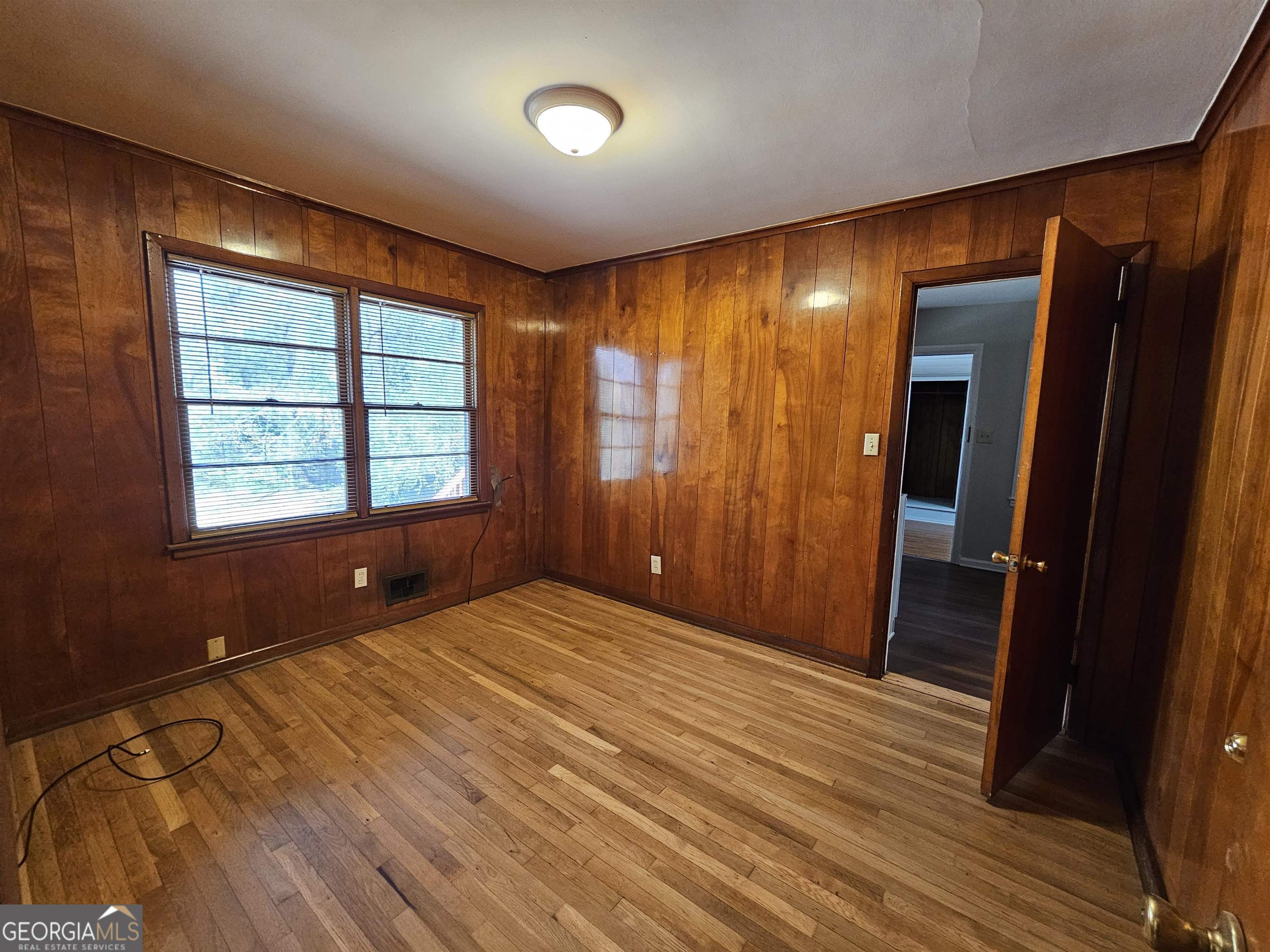 Pine Forest Estates - Residential