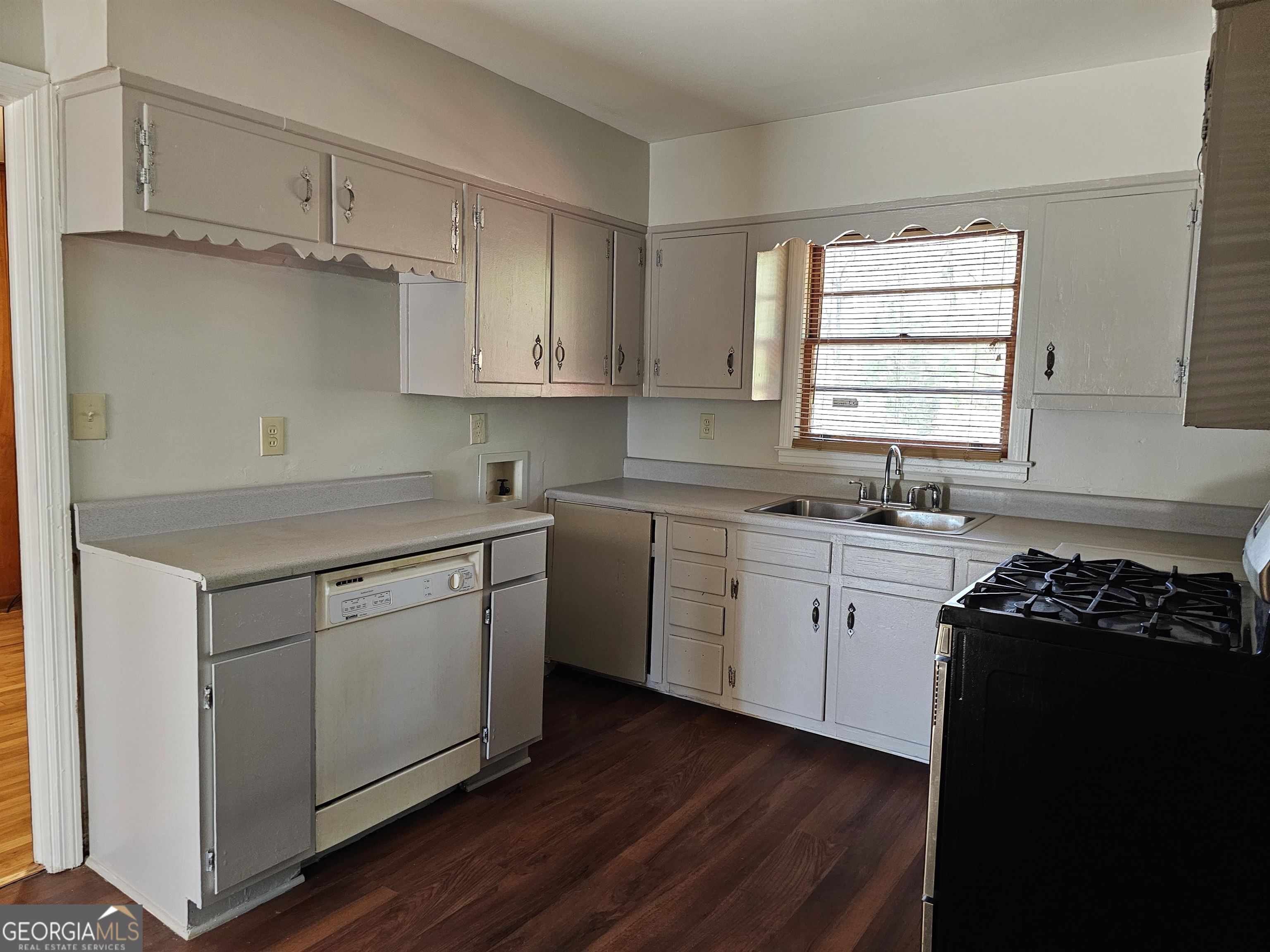 Pine Forest Estates - Residential