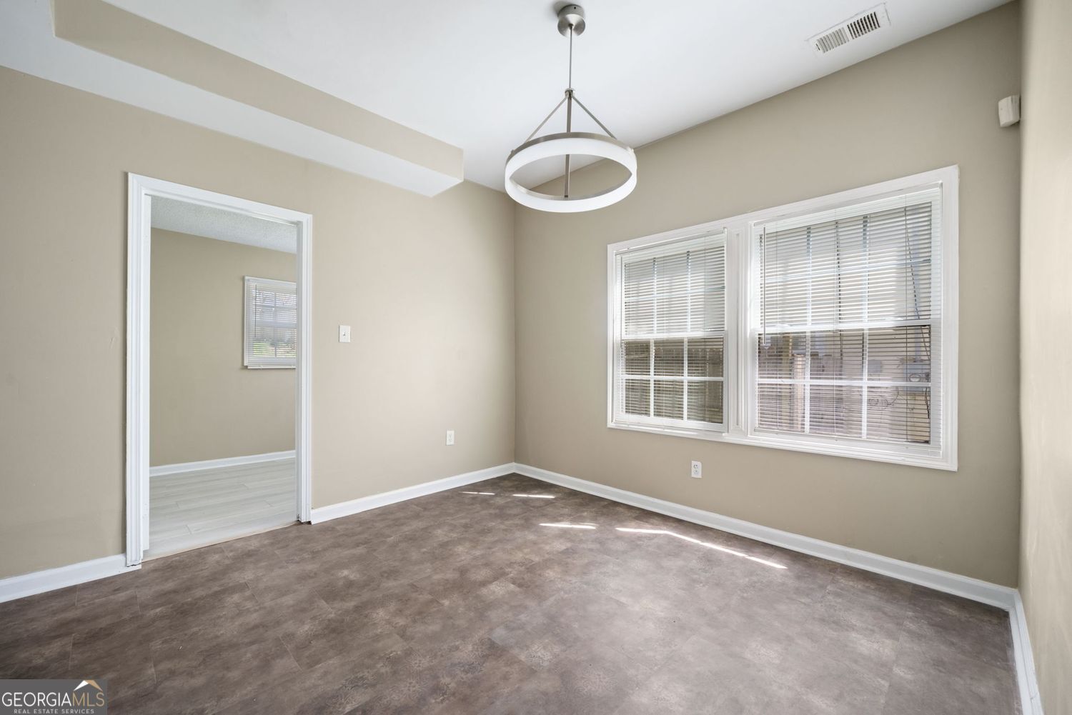 Atlanta, Georgia 30315, United States, 3 Bedrooms Bedrooms, ,3 BathroomsBathrooms,Residential,Active,122028