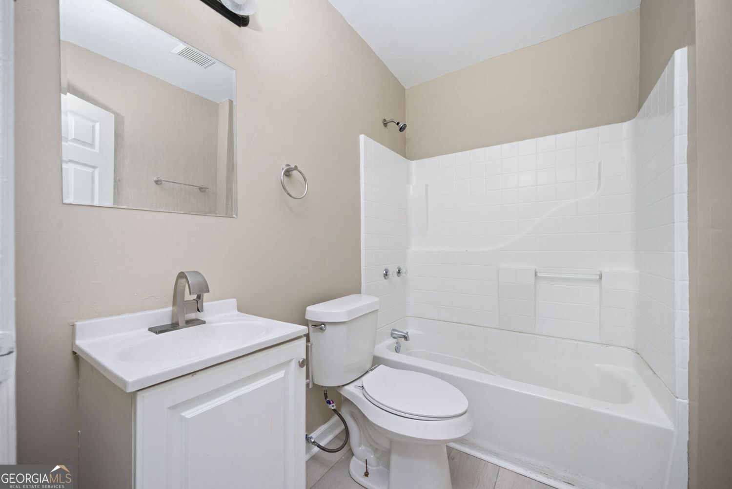 Atlanta, Georgia 30315, United States, 3 Bedrooms Bedrooms, ,3 BathroomsBathrooms,Residential,Active,122028