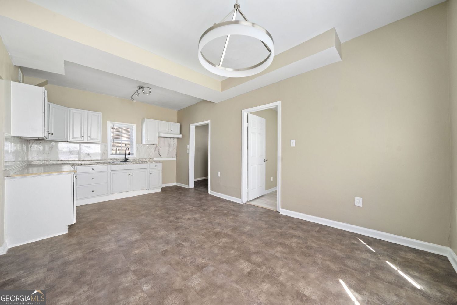 Atlanta, Georgia 30315, United States, 3 Bedrooms Bedrooms, ,3 BathroomsBathrooms,Residential,Active,122028