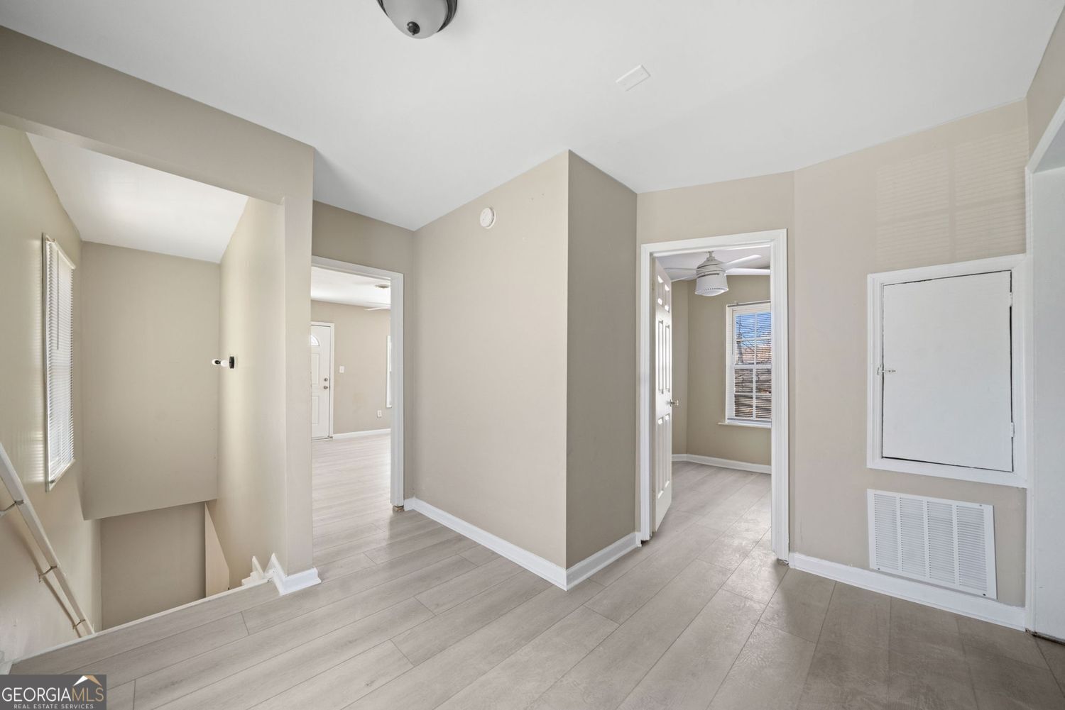 Atlanta, Georgia 30315, United States, 3 Bedrooms Bedrooms, ,3 BathroomsBathrooms,Residential,Active,122028