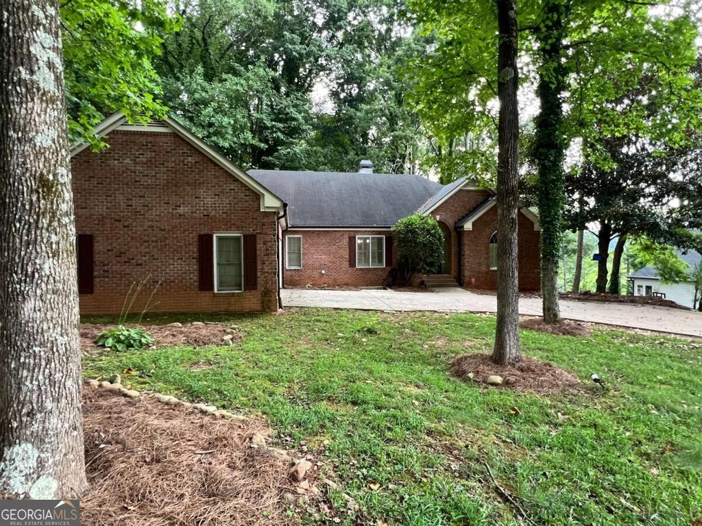Photo of 5035 Hamptons Club Drive, Alpharetta, GA 30004 (MLS # 10876903)