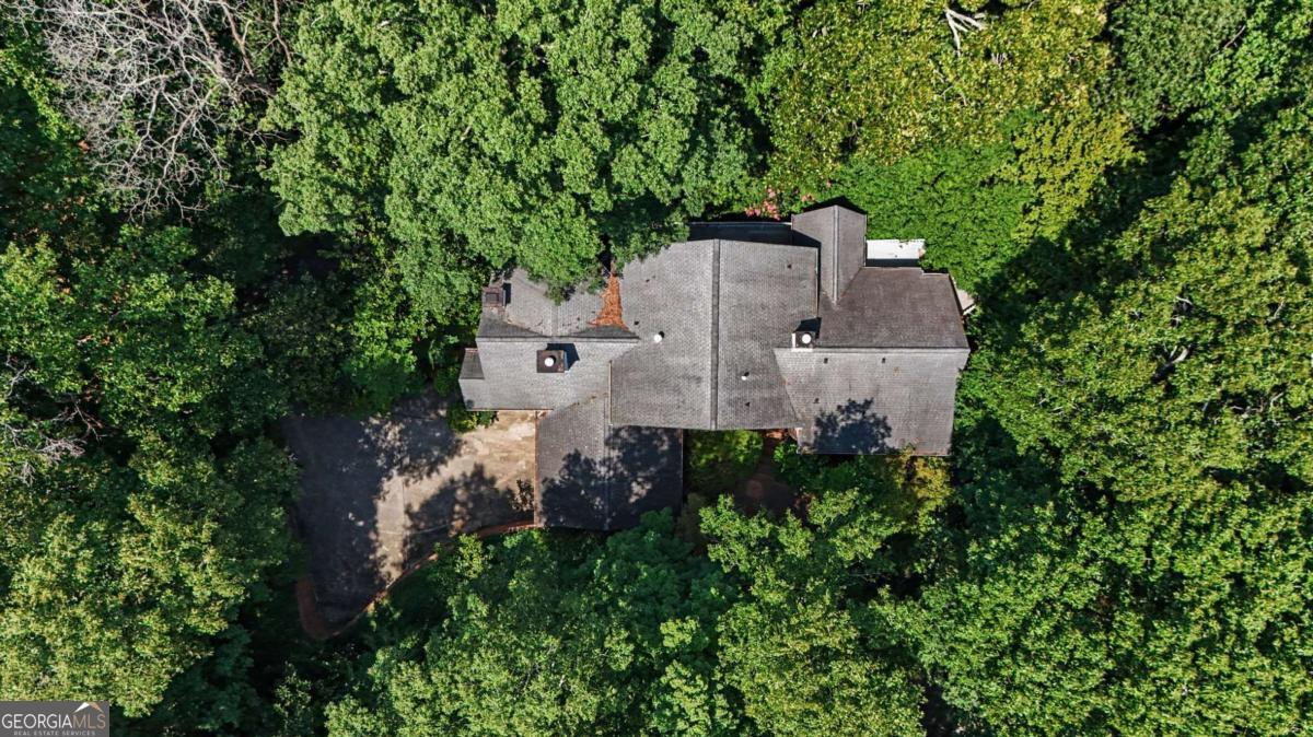 6415 River Chase CIR