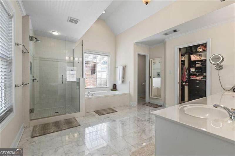 1140 Promontory Drive