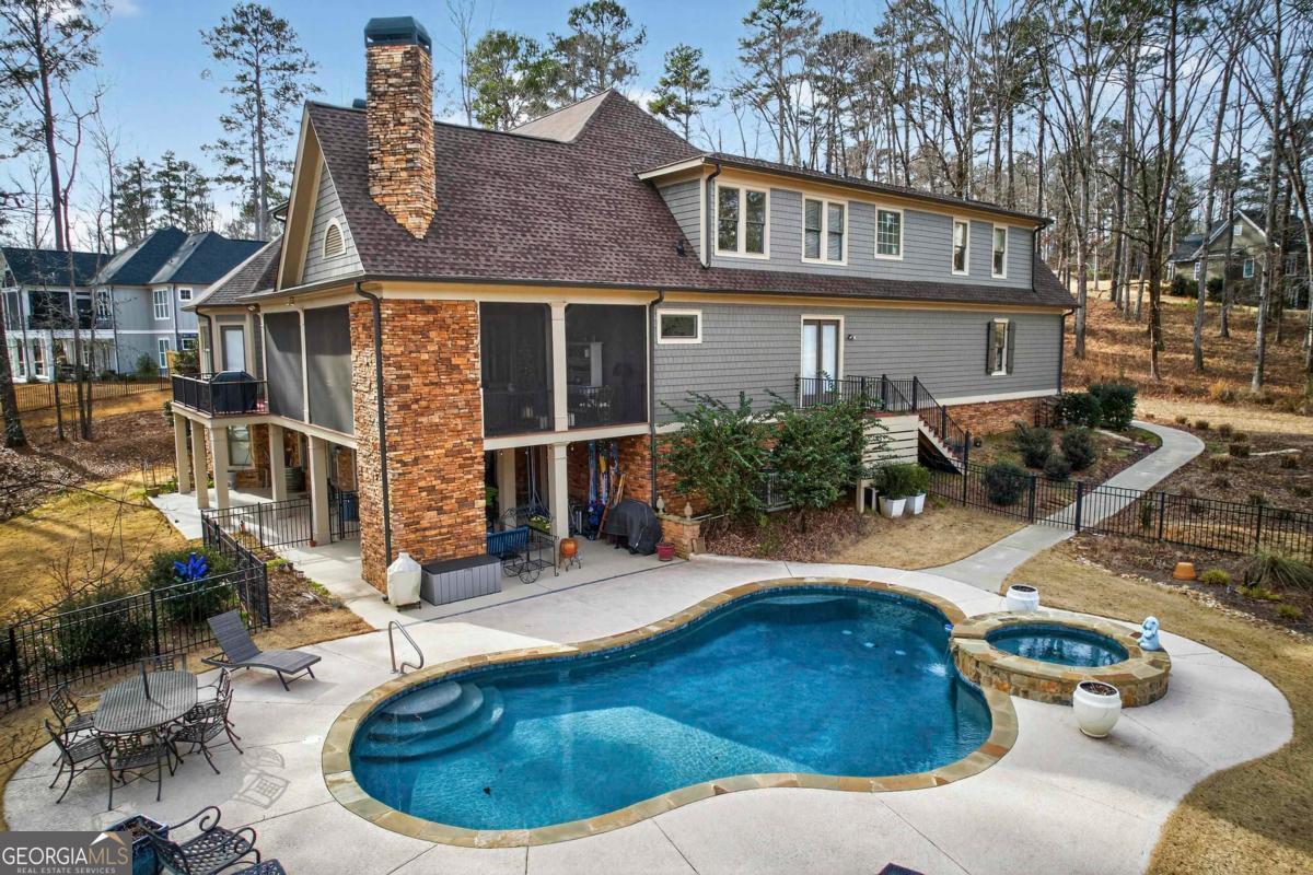1060 Turnberry CIR