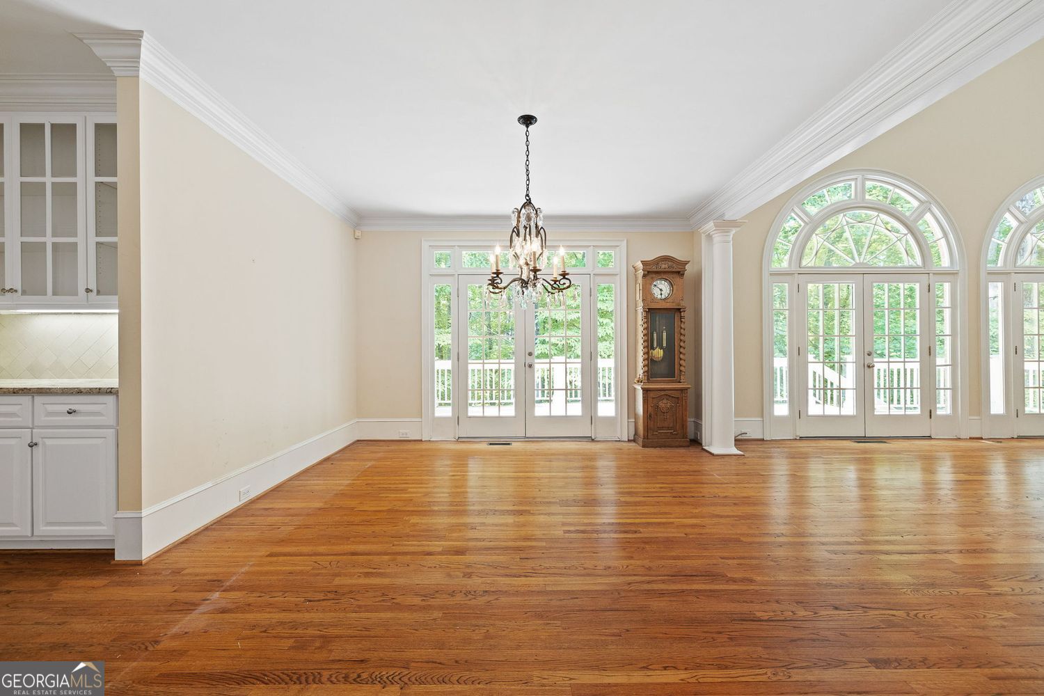 Sandy Springs, Georgia 30350, United States, 4 Bedrooms Bedrooms, ,6 BathroomsBathrooms,Residential,Active,138251