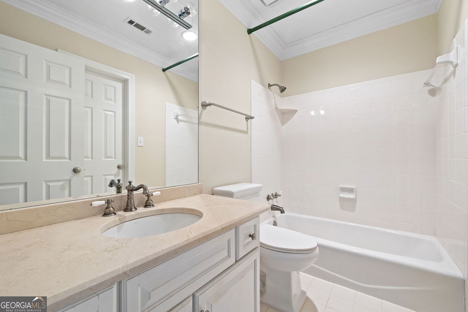 Sandy Springs, Georgia 30350, United States, 4 Bedrooms Bedrooms, ,6 BathroomsBathrooms,Residential,Active,138251