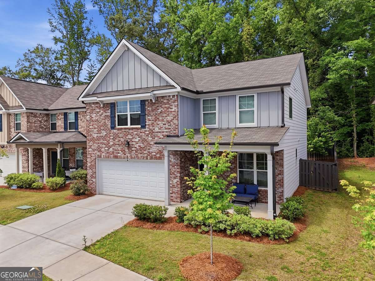 731 River Gardens DR SE
