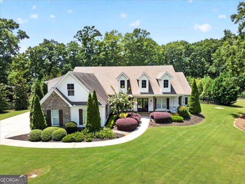 Photo of 38 Mattox Road, Newnan, GA 30263 (MLS # 10821227)