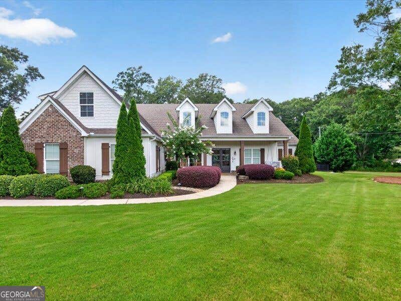 Photo of 38 Mattox Road, Newnan, GA 30263 (MLS # 10821227)