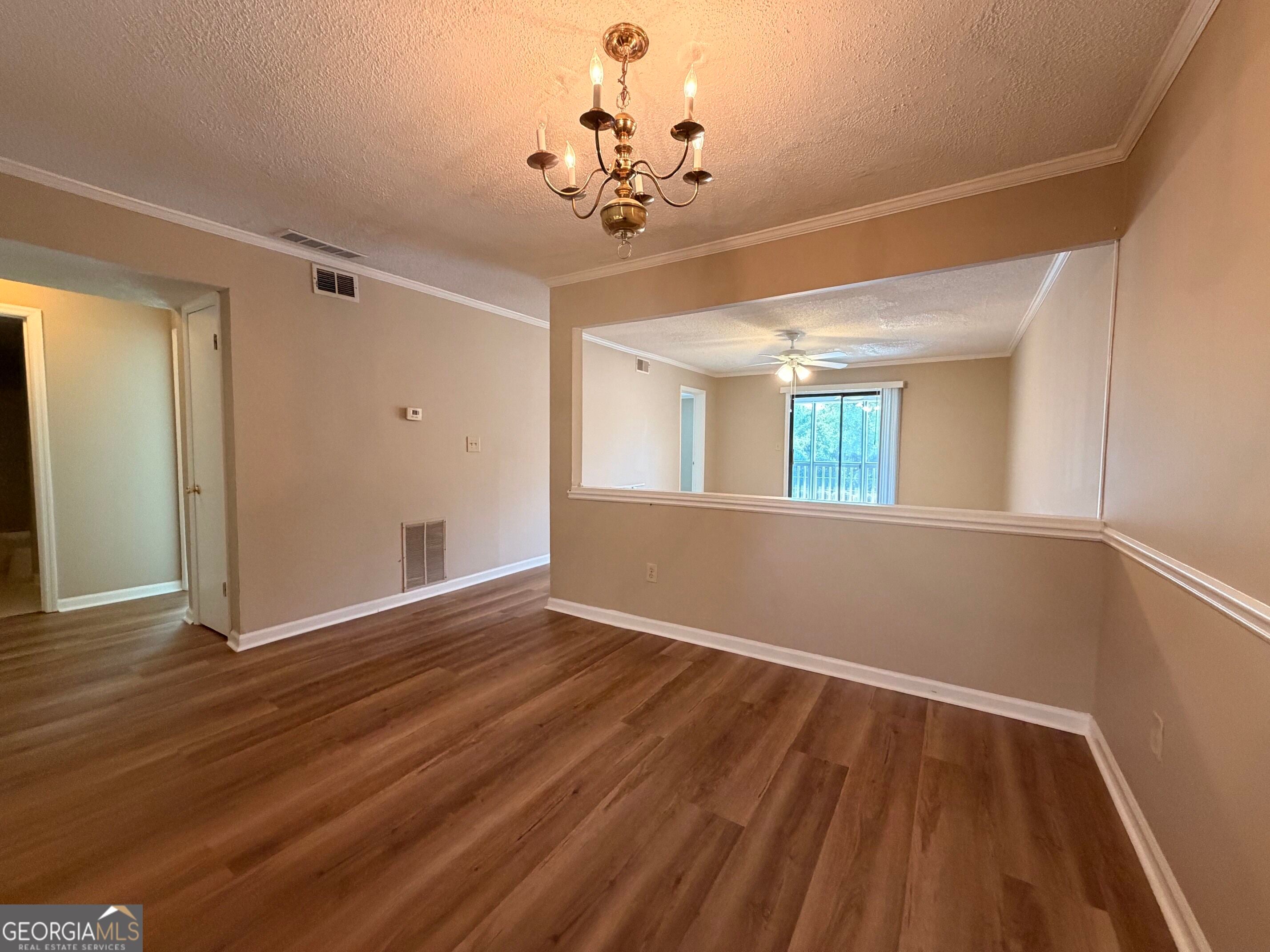 2505 W Broad ST APT 326