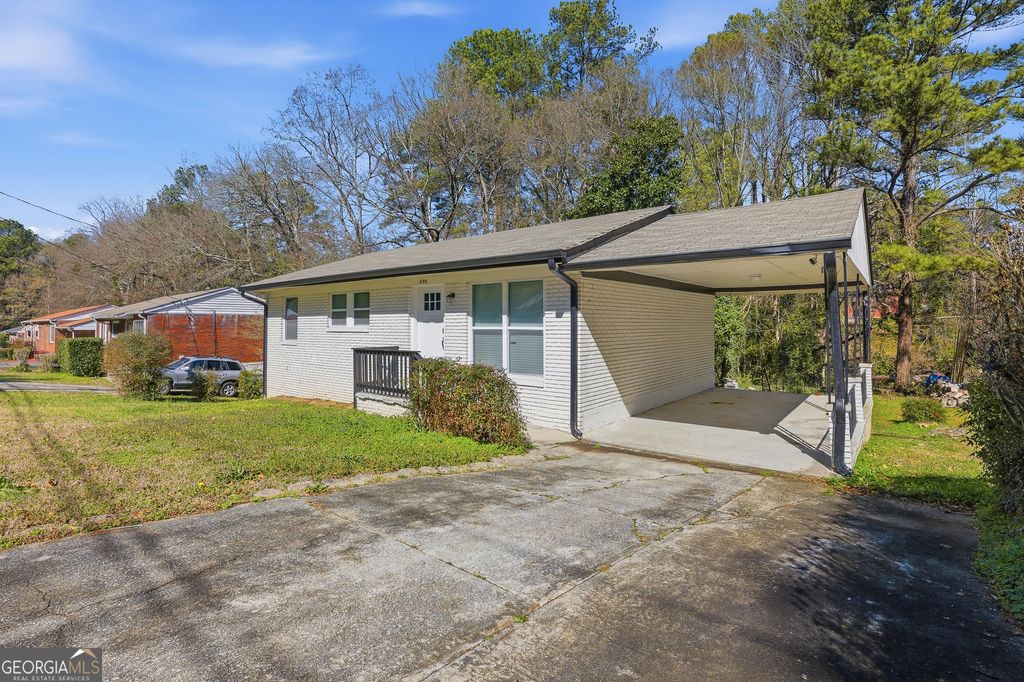 Photo of 3199 Delmar Lane NW, Atlanta, GA 30311 (MLS # 10693415)