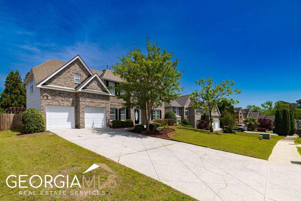 Photo 1 of 77 — 818 Kaitlyn DR, Loganville, GA 30052