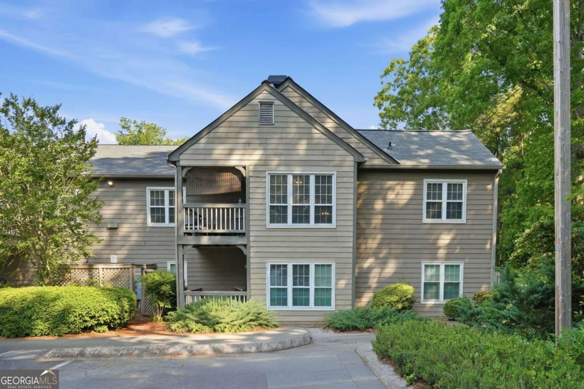 1109 Mill Pond Drive SE