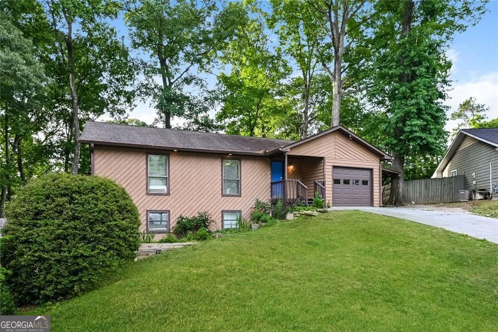 5704 Woodvalley TRCE