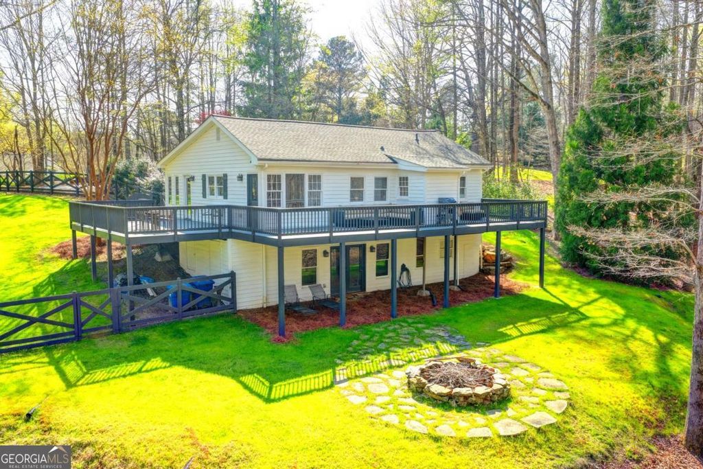 Photo of 2435 Southers Circle, Suwanee, GA 30024 (MLS # 10724770)