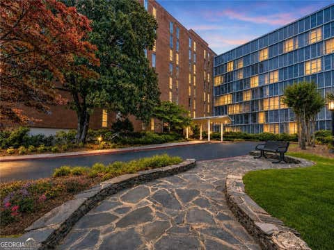 Photo of 3060 Pharr Court North NW #302, Atlanta, GA 30305 (MLS # 10821448)