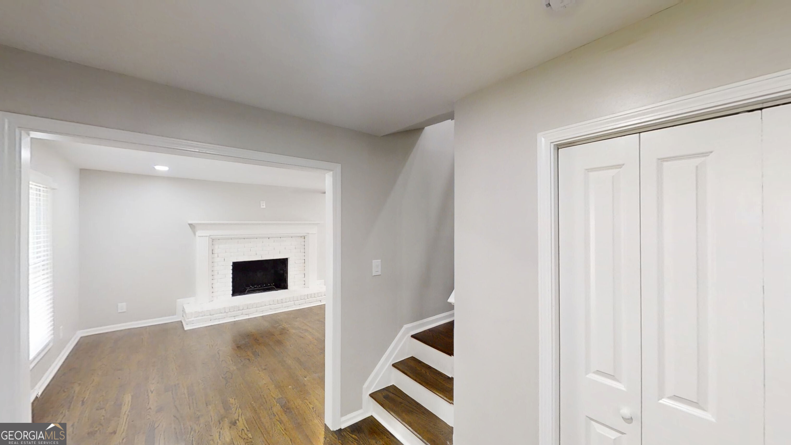 3695 Fox Hills DR SE