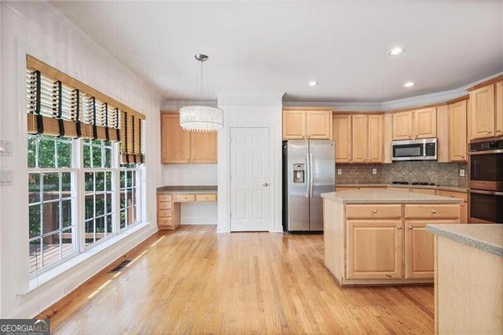 Photo of 2024 Wrights Mill Circle NE, Atlanta, GA 30324 (MLS # 10753326)
