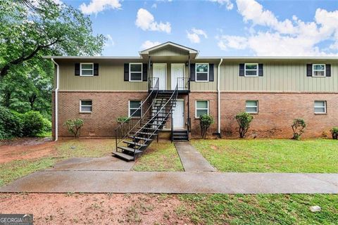 Multi Family in Mableton GA 5859 LONE OAK Dr.jpg