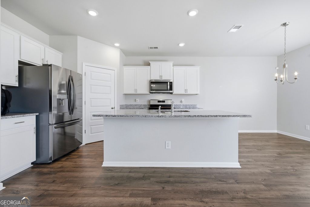 Photo of 59 Silver Birch Pass, Newnan, GA 30265 (MLS # 10733716)