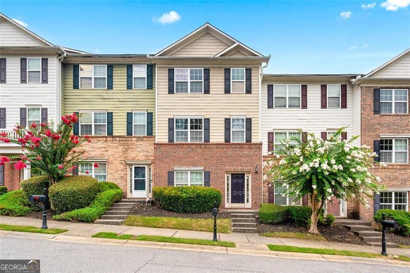 Step into luxury with this fully renovated townhouse located in the heart of the desirable Cascade area. This move-in ready gem features brand new stainless steel appliances, stunning marble flooring in the bathrooms, and a brand new washer and dryer-all thoughtfully selected to complement the home's modern upgrades. From the moment you enter, you'll appreciate the sleek finishes, open layout, and contemporary touches that make this home stand out. Perfectly situated near shopping, dining, and major highways, this is an unbeatable opportunity to own a stylish, turn-key property in a prime location. Whether you're a first-time homebuyer or savvy investor, this beauty checks every box. Homes like this don't stay on the market long-act fast and make this Cascade treasure yours before it's gone!