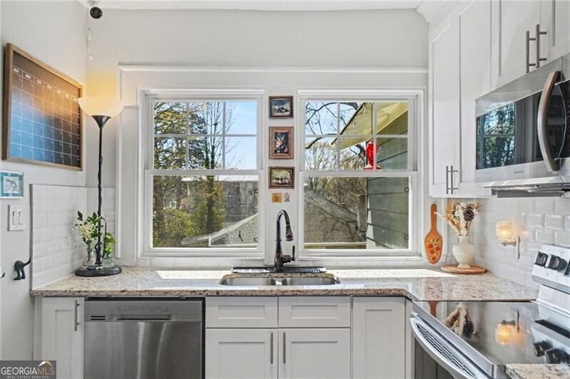 1018 Katherwood DR SW