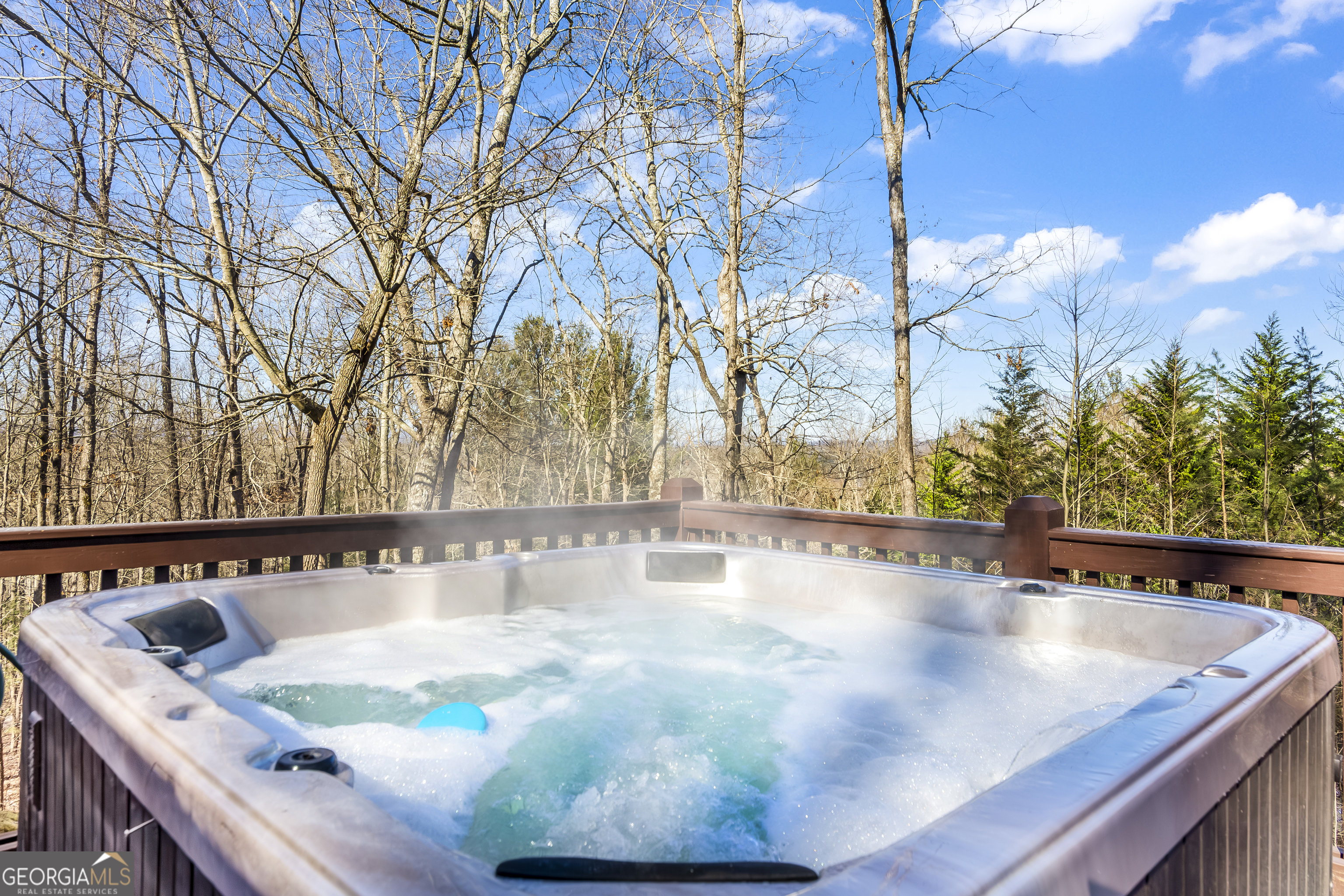 211 Highland Forest DR