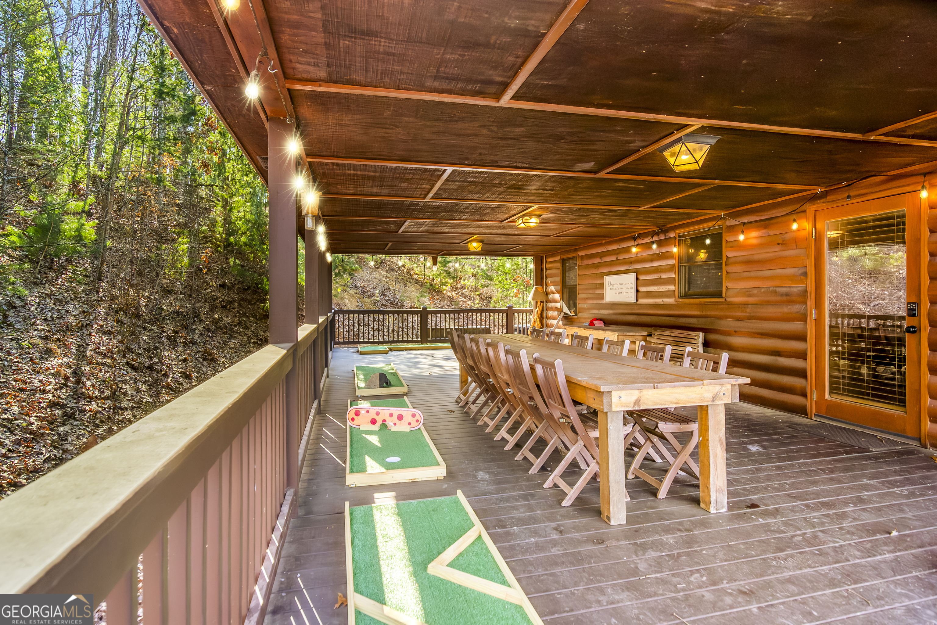 211 Highland Forest DR