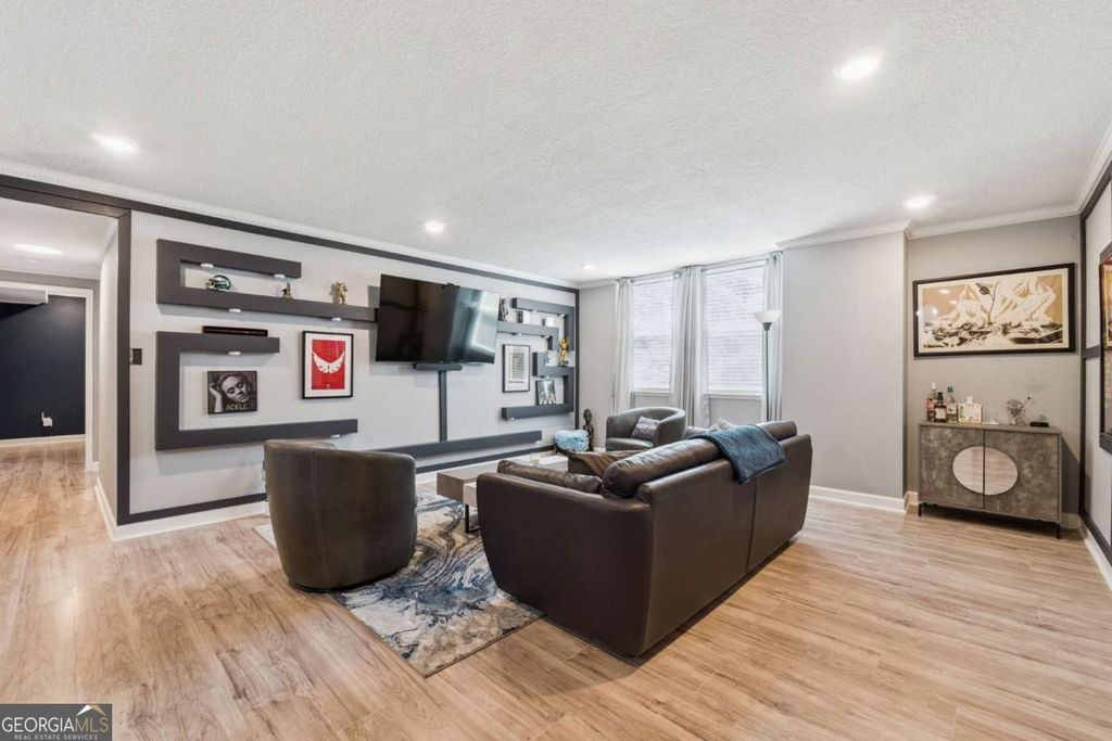 Photo of 2965 Pharr Court South NW #512, Atlanta, GA 30305 (MLS # 10715323)