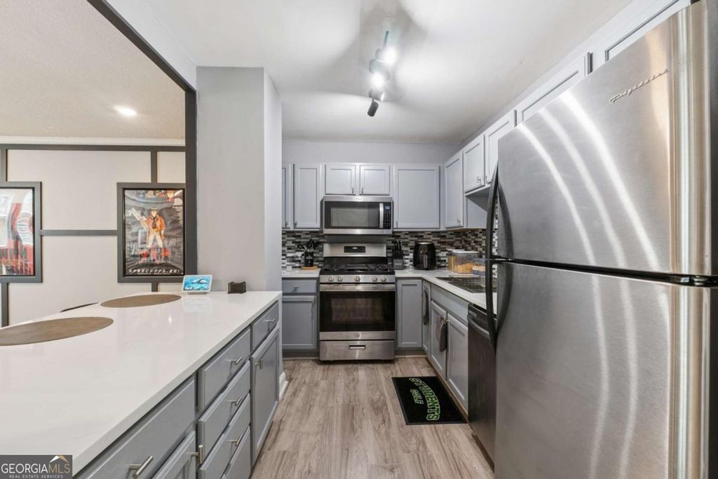 Photo of 2965 Pharr Court South NW #512, Atlanta, GA 30305 (MLS # 10715323)