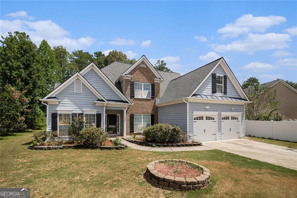 Photo of 2000 Creek Pointe Way, Villa Rica, GA 30180 (MLS # 10697052)