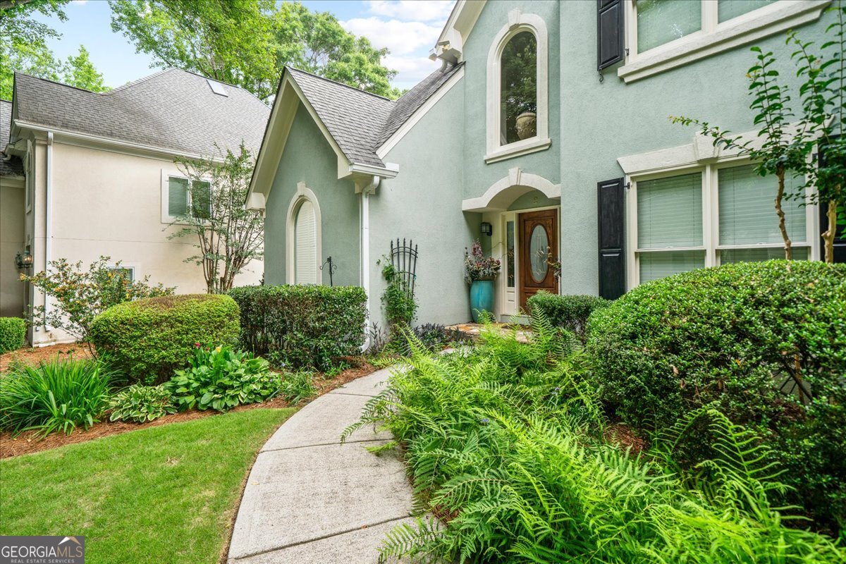 2 Orleans PL