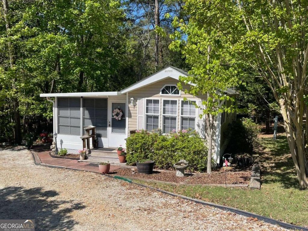 Photo of 38 Big Water Circle, Hartwell, GA 30643 (MLS # 10729187)