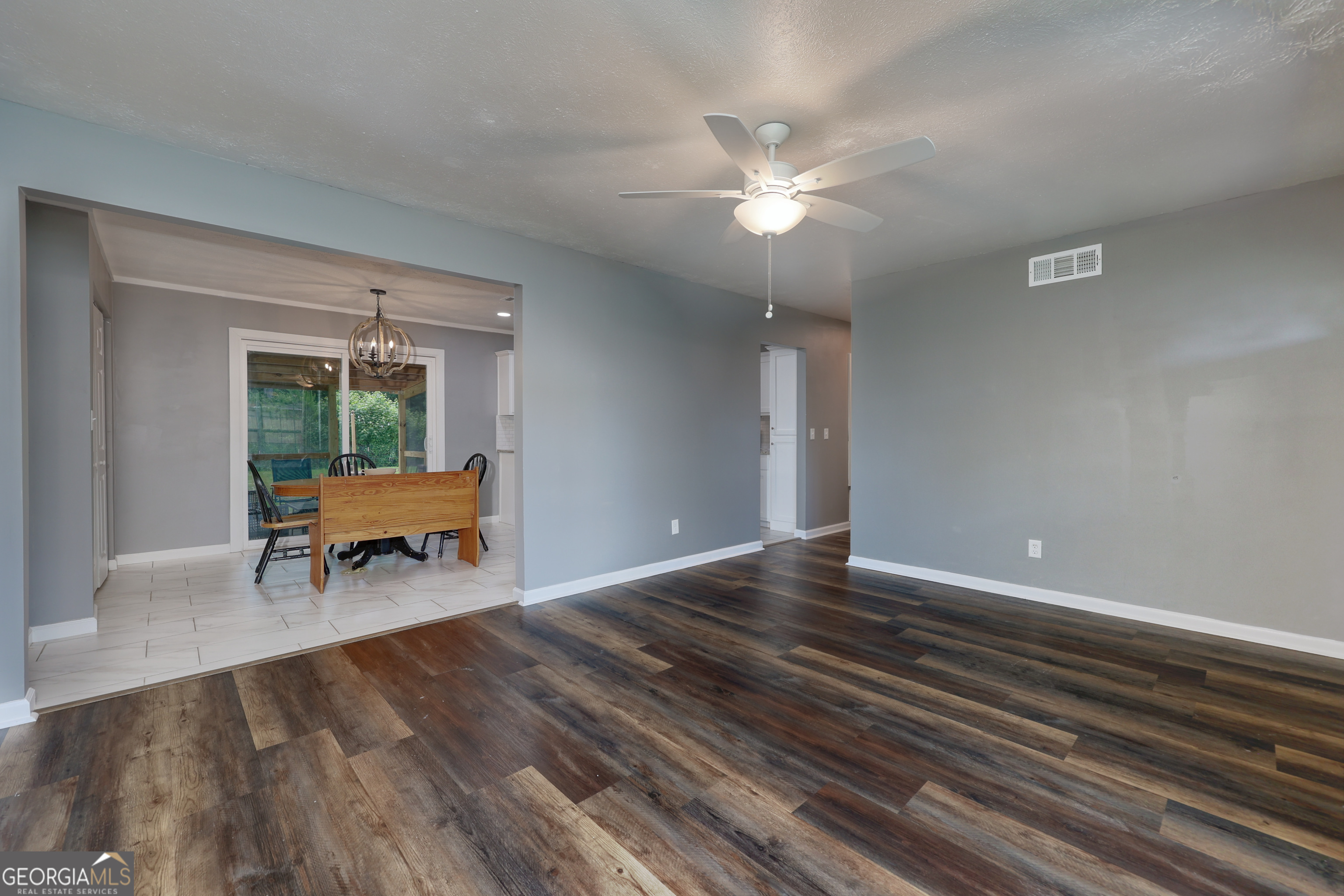 132 Jefferson DR
