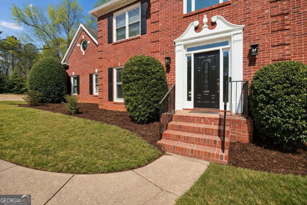 Photo of 14300 Wyndham Farms Drive, Alpharetta, GA 30004 (MLS # 10721985)