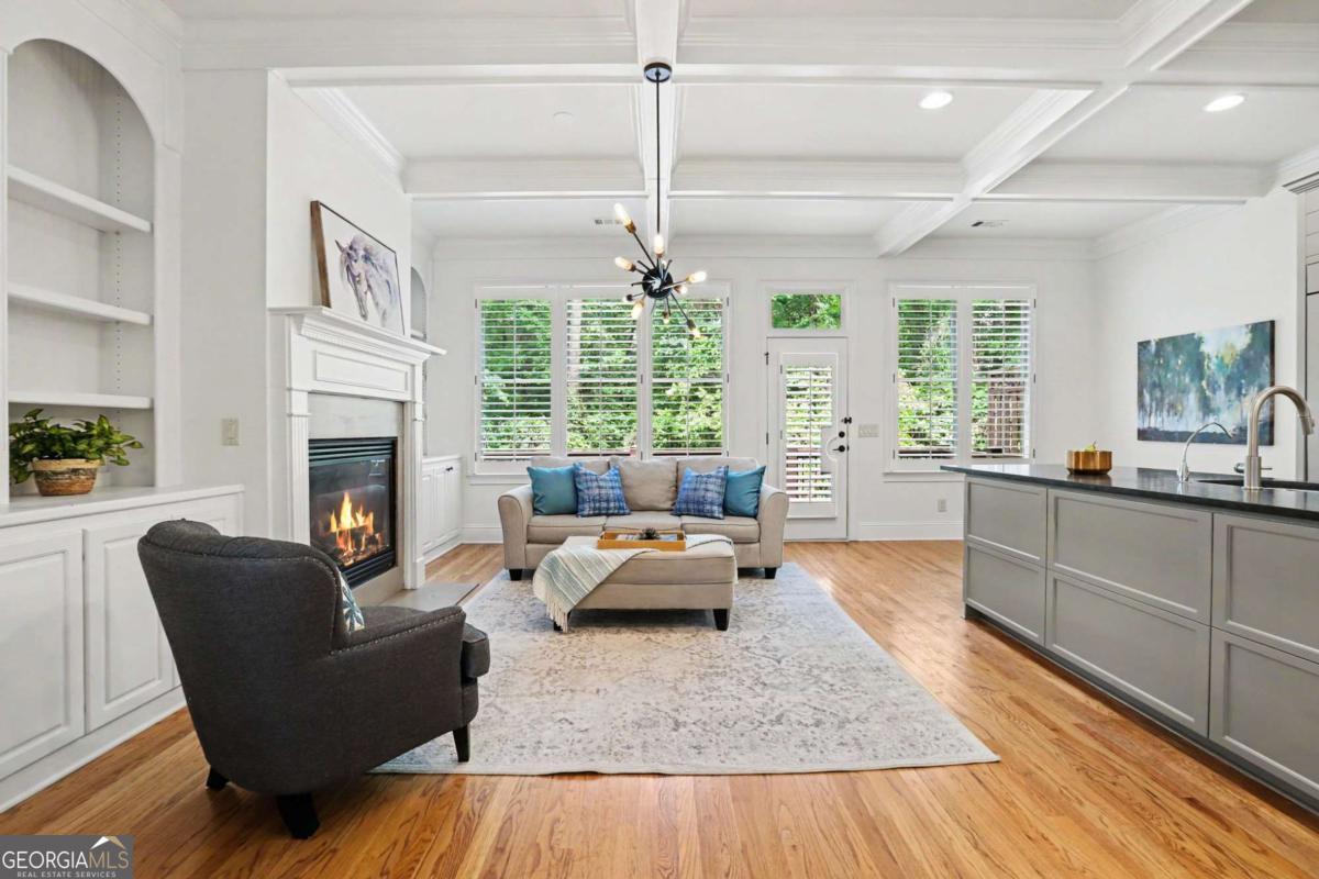 6070 Narcissa PL