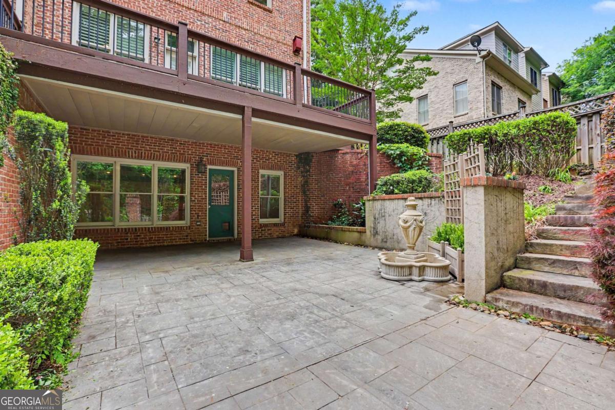 6070 Narcissa PL