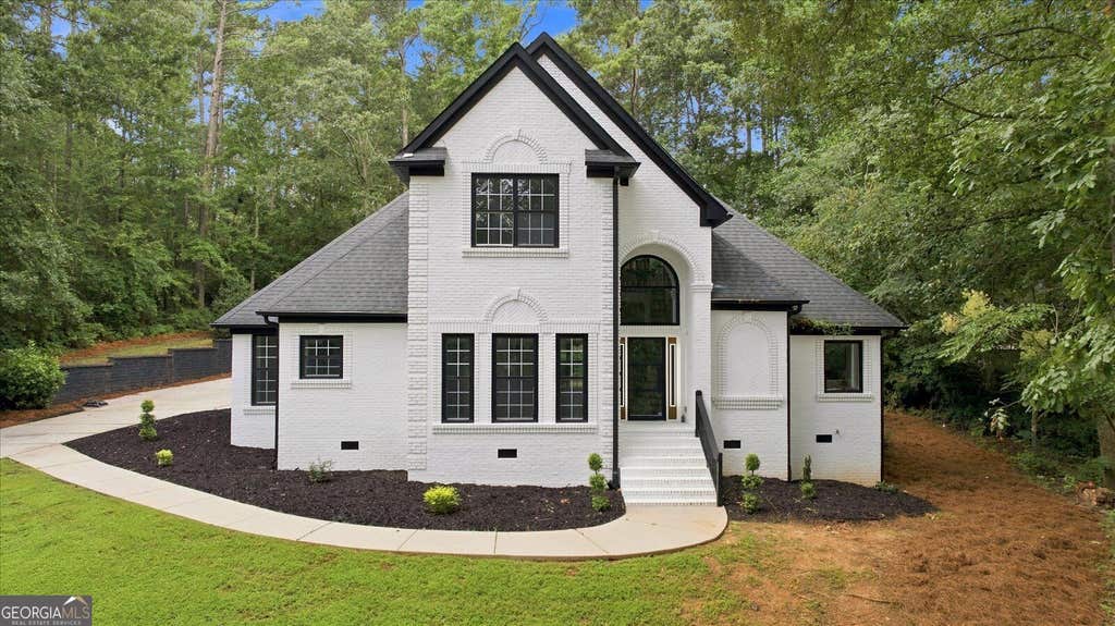 Photo of 141 Amicalola Way, Jonesboro, GA 30236 (MLS # 10825717)