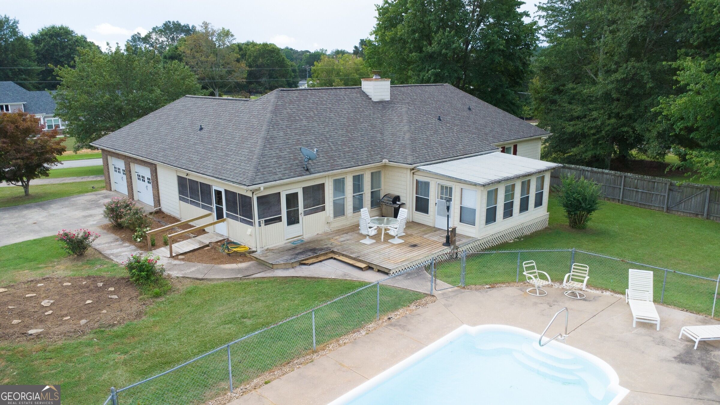 7525 Blacks Mill RD