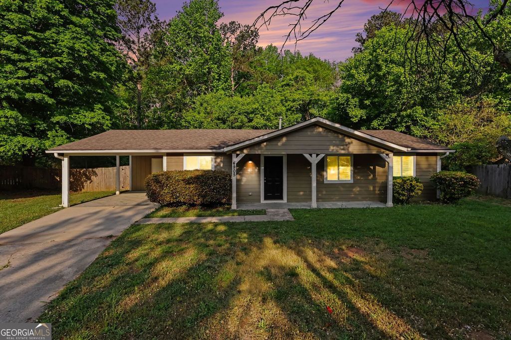 Photo of 4905 Glenside Court, Stone Mountain, GA 30088 (MLS # 10740801)