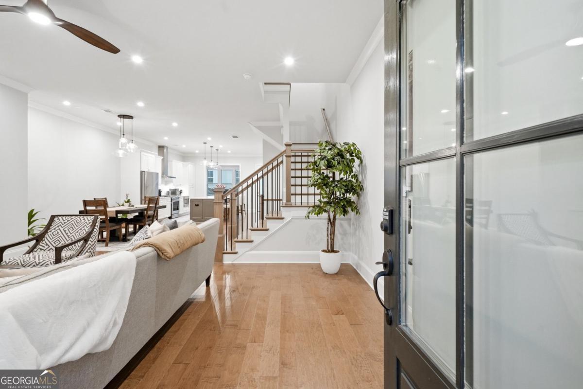 687 Brennan DR