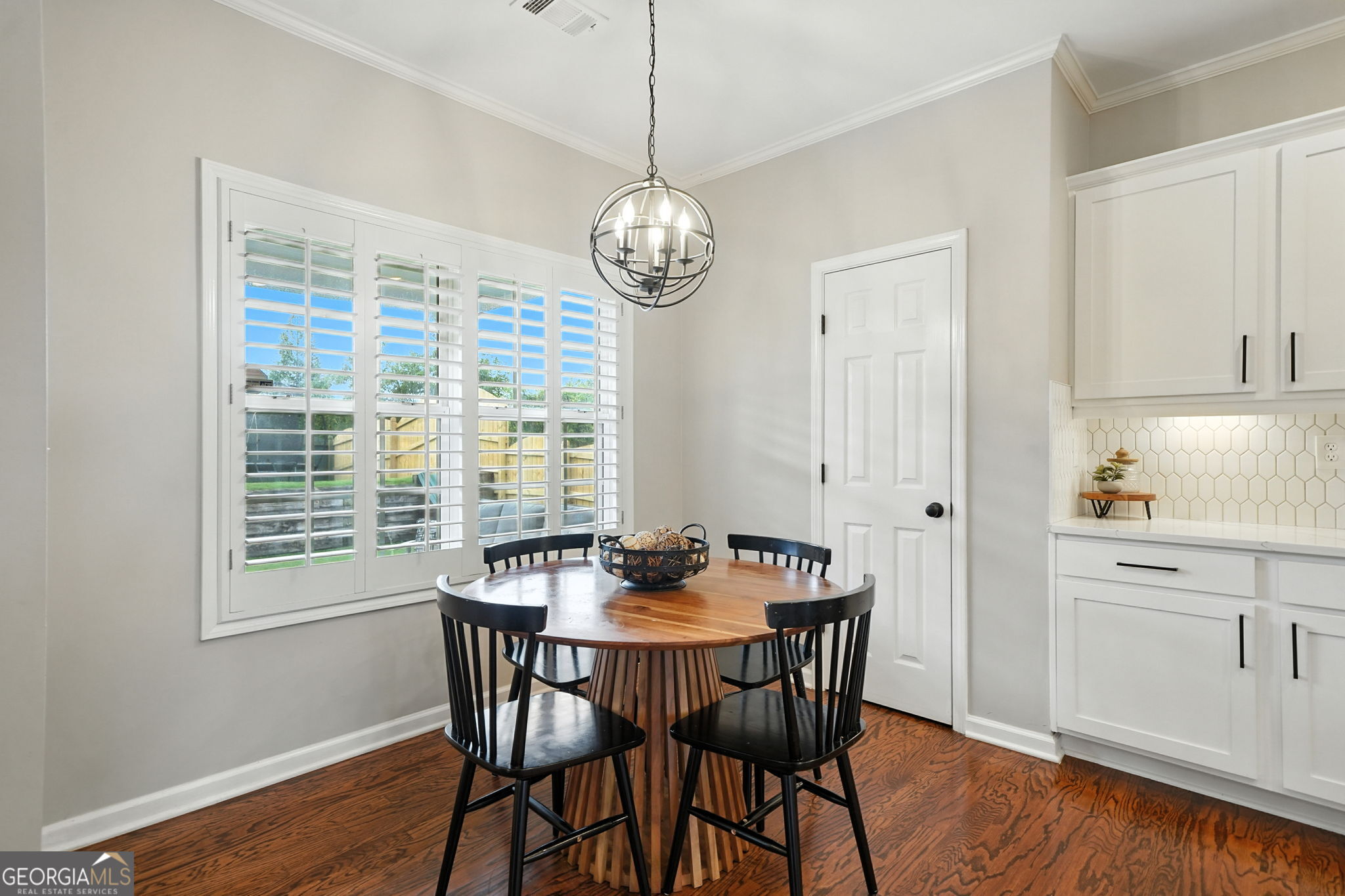 Smyrna, Georgia 30082, United States, 4 Bedrooms Bedrooms, ,3 BathroomsBathrooms,Residential,Pending,203226