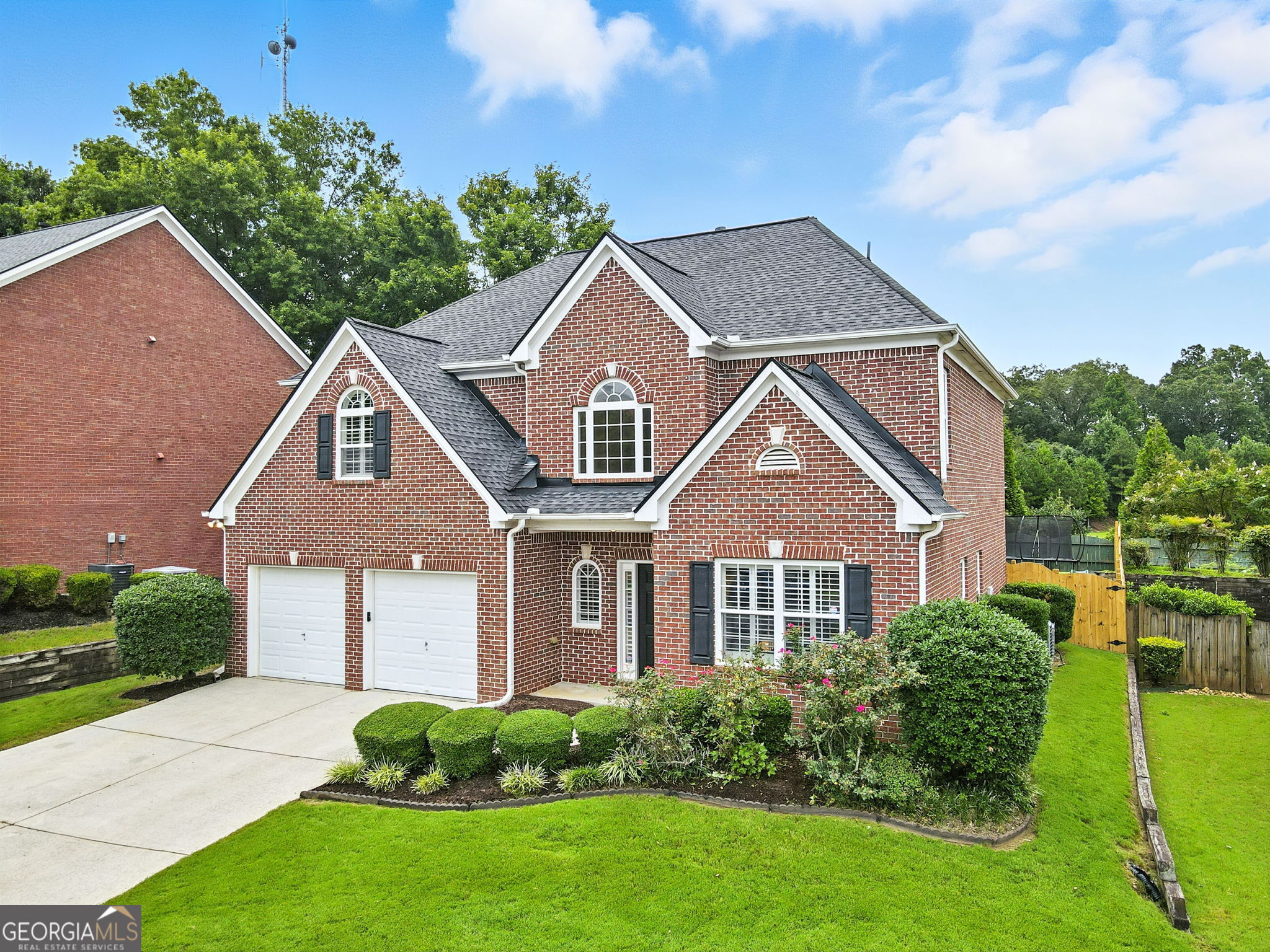 Smyrna, Georgia 30082, United States, 4 Bedrooms Bedrooms, ,3 BathroomsBathrooms,Residential,Pending,203226